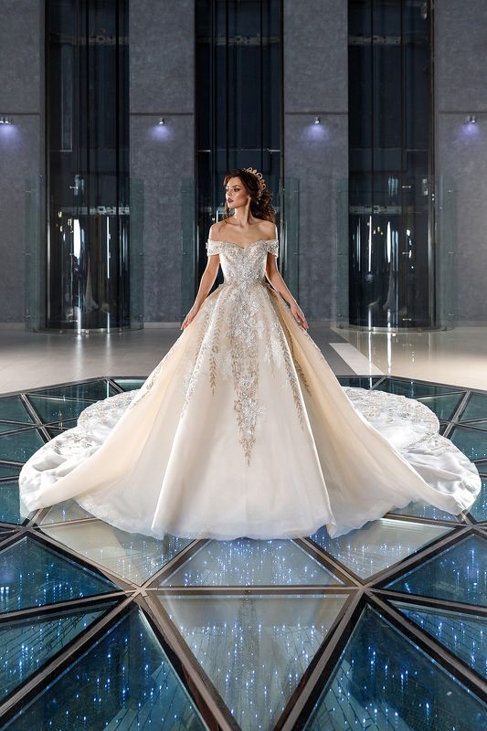 невеста, портрет, платье, свадьба, девушка, модель, girl, model, wedding dress, beauty, hair, luxuryб роскошь Valeryphoto preview