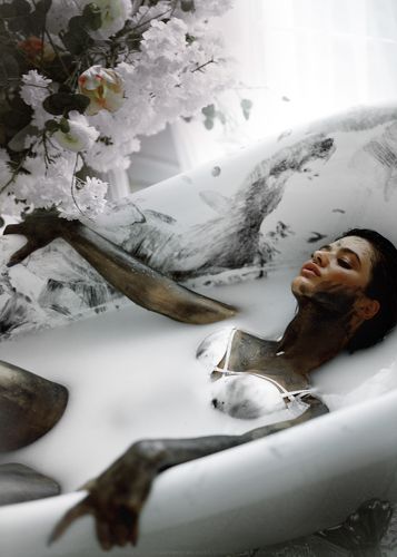 b r o k e n  b e a u t y