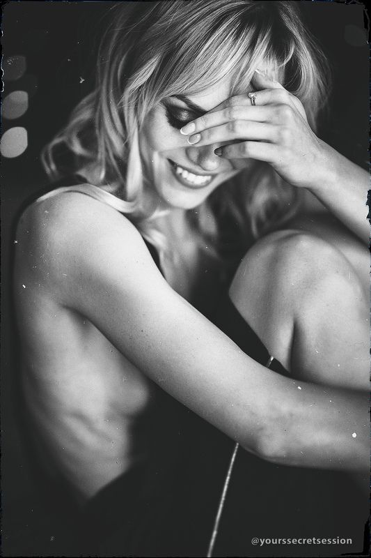 ню, девушка, портрет, чб Кэтphoto preview