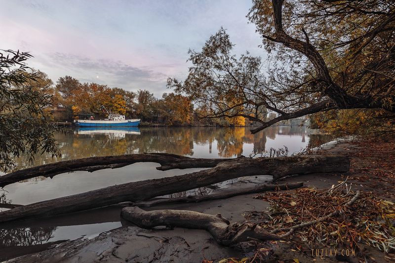 кубань, октябрь, кубанский берег, таманский полуостров, темрюк Про кораблик... #2photo preview