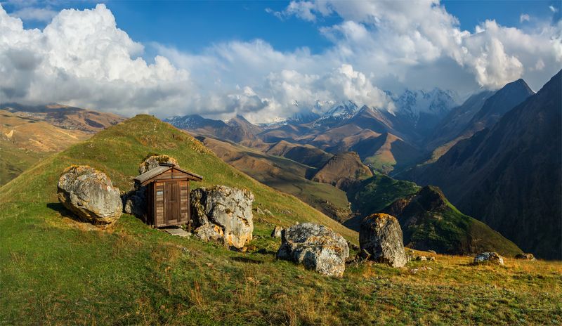 природа, пейзаж, кавказ, горы, весна, вечер, панорама, закат, солнце, небо, облака, свет ---photo preview