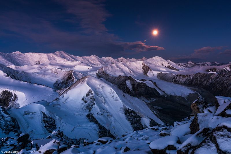 ночь, луна, тянь-шань, горы, вершина, пик мукагали, терскей алатау, сумерки, рассвет Терскей Алатауphoto preview