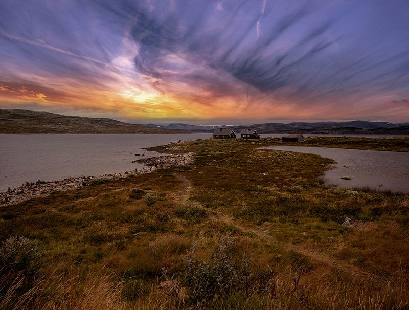 норвегия Домики на закатеphoto preview