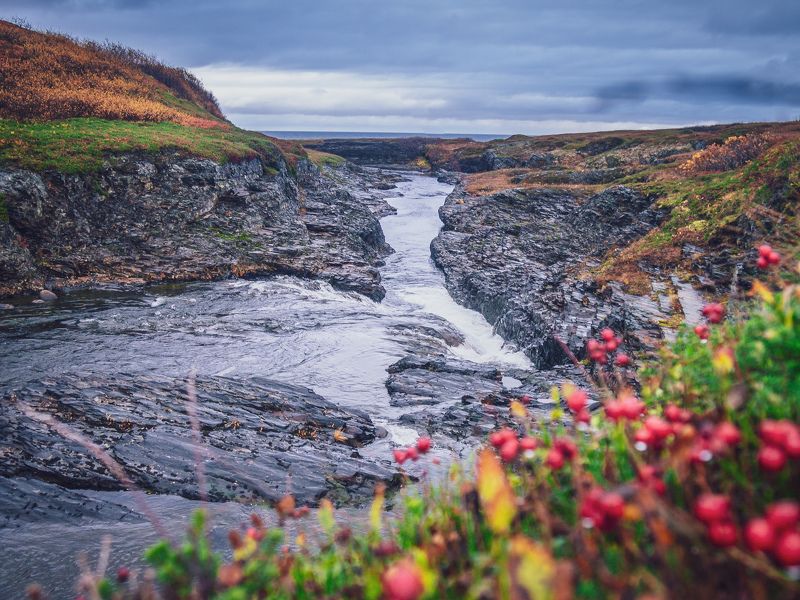 рыбачий, кольский, мурманск Waterfall on Rybachiy peninsulaphoto preview