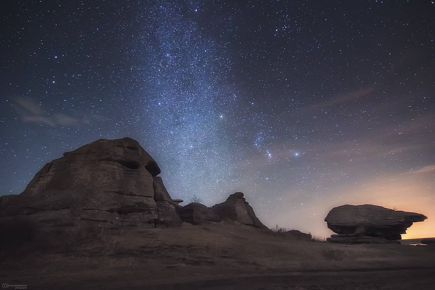 Млечный путь над жертвенником Аллаки. Автор: Антон Кошетаров аллаки, звёзды, ночь, урал, камни, млечный путь, Антон Кошетаров