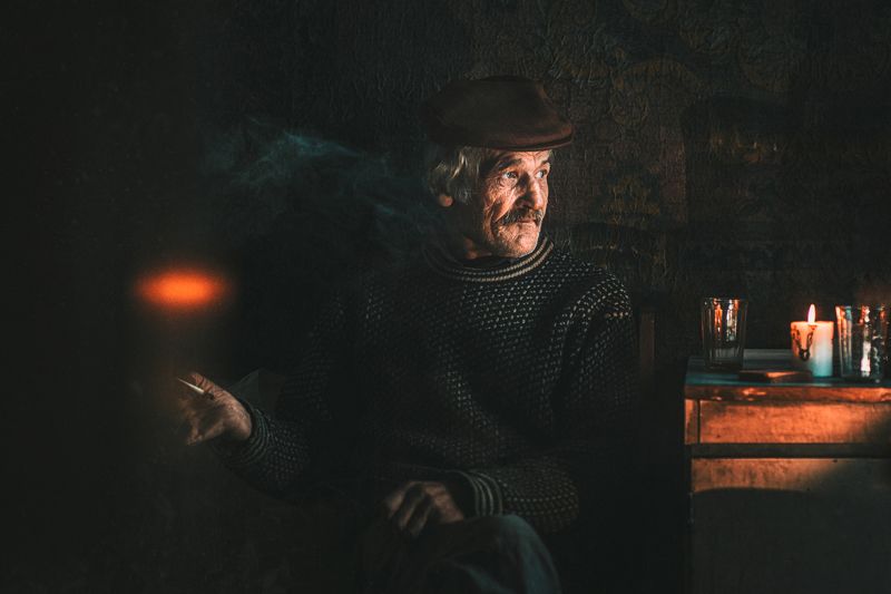 portrait,oldman,smoke,lifeportraits,поптрет,жанр Жизнь у железной дорогиphoto preview