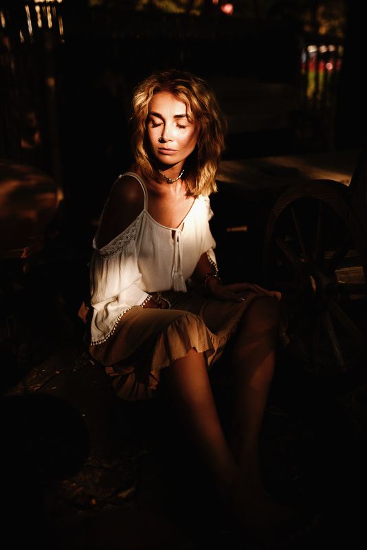 портрет, закат, свет, тень, девушка, красота, лето Данияphoto preview