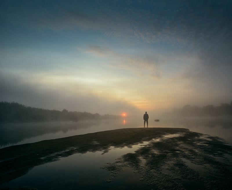 #пейзаж #мистика #фантазия #утро #природа #небо / Утро на реке... /photo preview