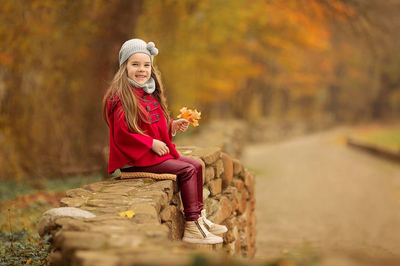 девочка,  детская и семейная фотосессия, детский и семейный фотограф, радость, восторг, счастье, фотосессия, маленькие дети, детское фото, детский фотограф, детский и семейный фотограф ольга францева, детское фото, детская фотосессия, осень, лучший друг, Южная,теплая осень,не уходи...photo preview