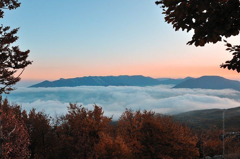 осень, крым, бабуган Осенью в горахphoto preview