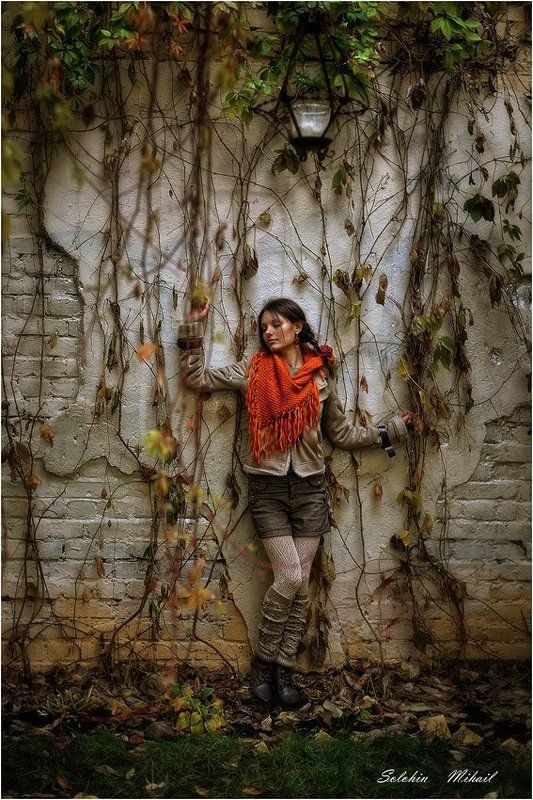 осенний Московский дворикphoto preview