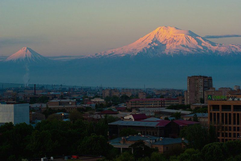 арарат, армения, город, пейзаж, городской пейзаж, восход, закат г. Араратphoto preview