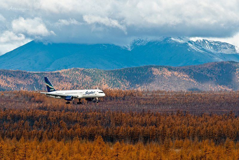 магадан, аэропорт, сокол, боинг, якутия, посадка, взлет, воздушное судно, колыма, осень ***photo preview