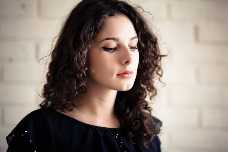 девушки, перья, Girlsphoto preview