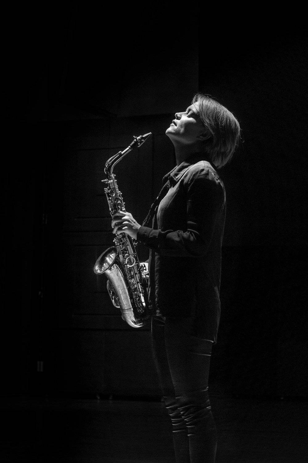 Вероника Кожухарова. Перед концертом.. Автор: Алексей Школдин , Алексей Школдин