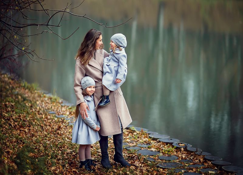 семья дети сестры осень ноябрь ***photo preview