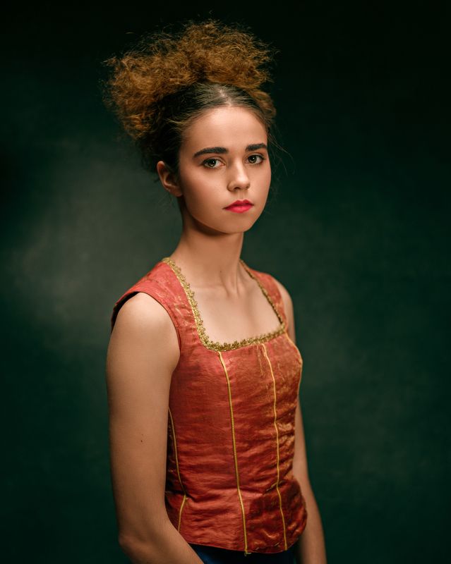 dancer, girl, vintage, portrait, face Young dancer in vintage costumephoto preview