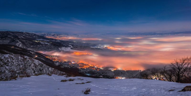 fog, foggy, city, night, light, wind, snow, sky, mountain, landscape, natura, nikon Мистическая Софияphoto preview