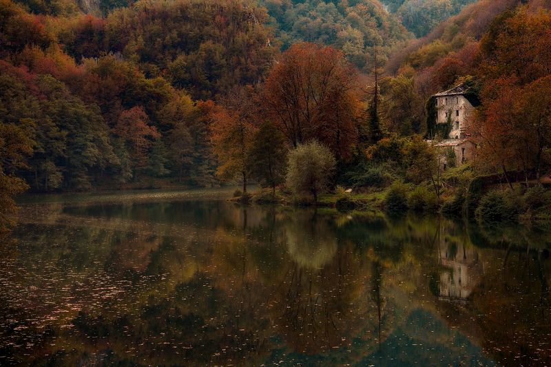 Isola Santa Garfagnana Italyphoto preview