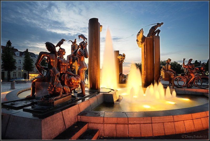 брюгге Фонтан в Брюггеphoto preview