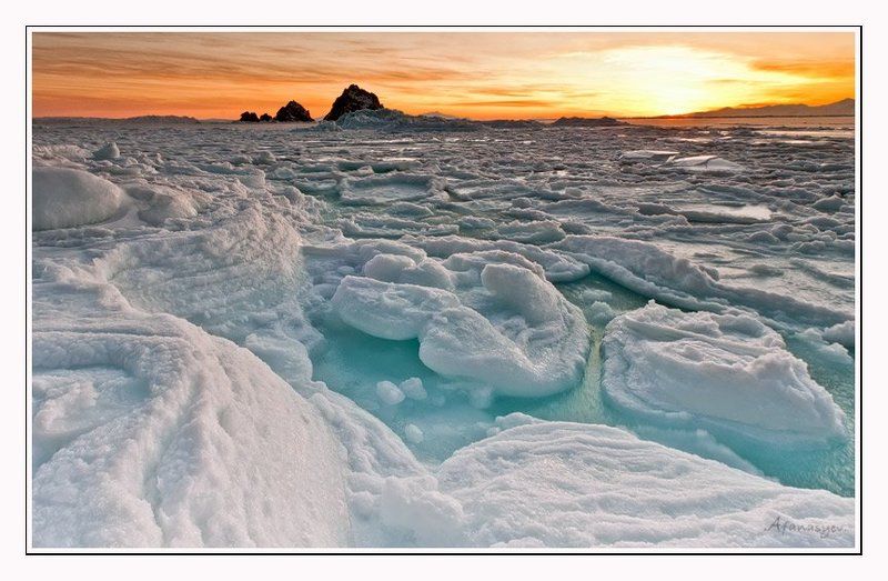 магадан, охотское море, лед, январь, снег, ветер, море, рассвет, колыма, солнце, скалы, прибой Три брата в январе....photo preview