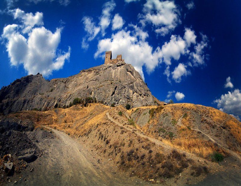 судак, крым, крепость, облака Полуденные облакаphoto preview