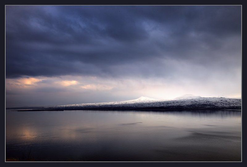 армения, озеро севан, вечер, горы, осень Севанphoto preview