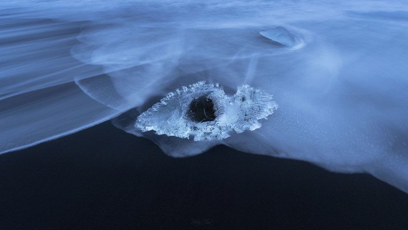 Jokulsarlon lagoon, Iceland Glacial eyephoto preview