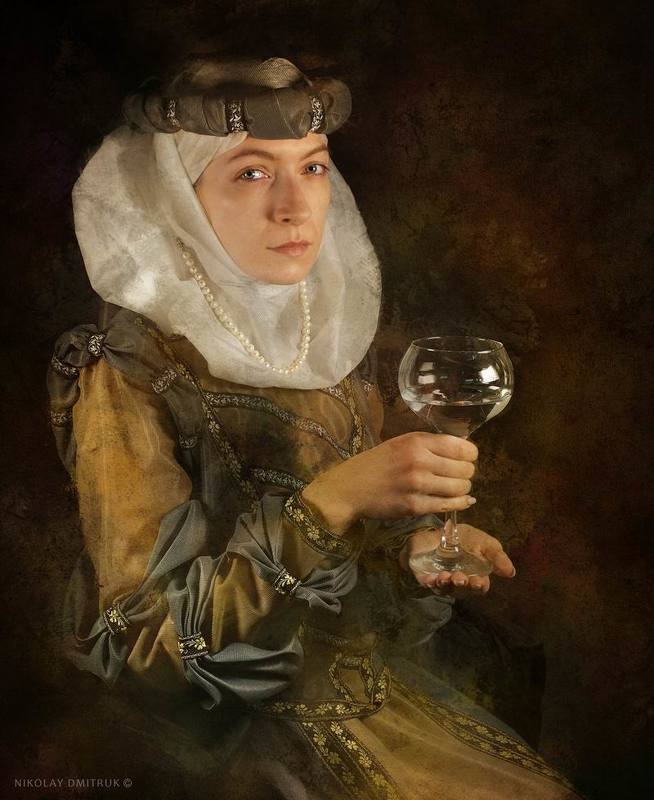 портрет бокал воды. 2018photo preview