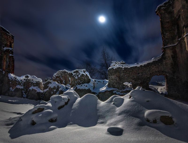 беларусь, гольшаны, замок, дворец, архитектура Волшебная ночь в Гольшанах фото превью
