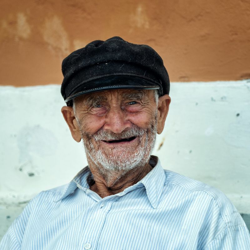 Nicholaosphoto preview