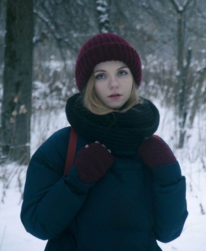 portrait,girl,beautiful,winter18,fashion,screative,shine,девушка,портрет,зима,декабрь,december,color,forest,beautifulgirl,illustration,fashiongirl,2018,2019,happynewyear,blue,white,coldly,snow,permafrost,холод,новый год, с новым годом,зима,снег winterphoto preview
