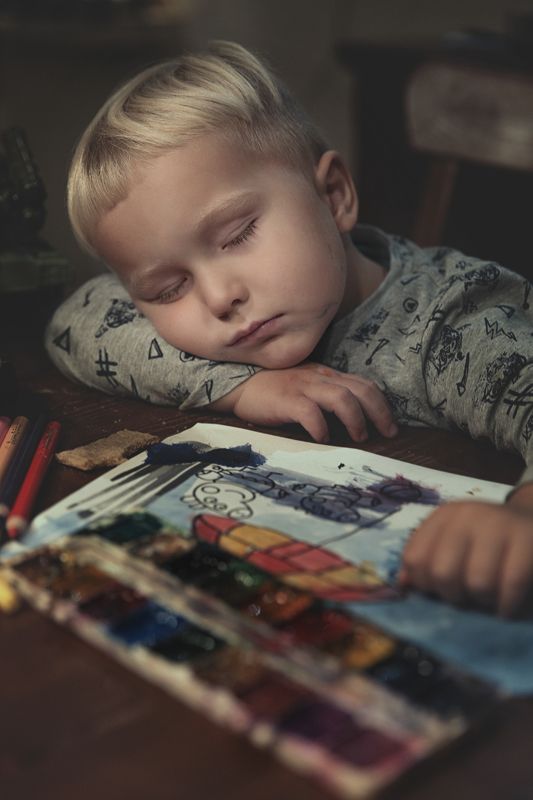 kid, kids, child, children, boy, tires, happy, sleeping, paints sleeping boyphoto preview