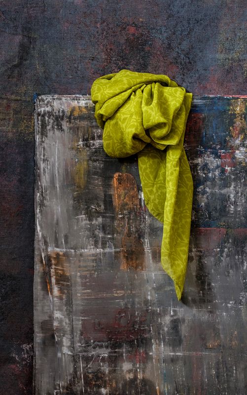 натюрморт, драпировка, ткань, цветная ткань, зеленый Натюрморт с драпировкойphoto preview