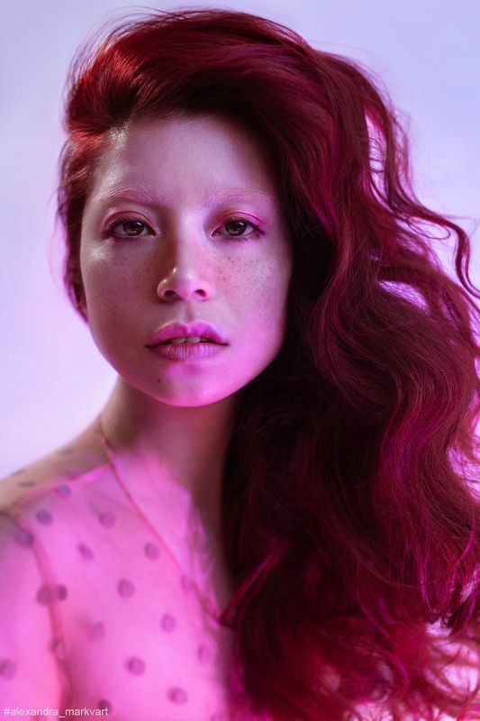 Цветной свет, портрет, девушка, бьюти, рыжие волосы, фэшн,Color light, portrait, girl, beauty, red hair, fashion Цветной светphoto preview