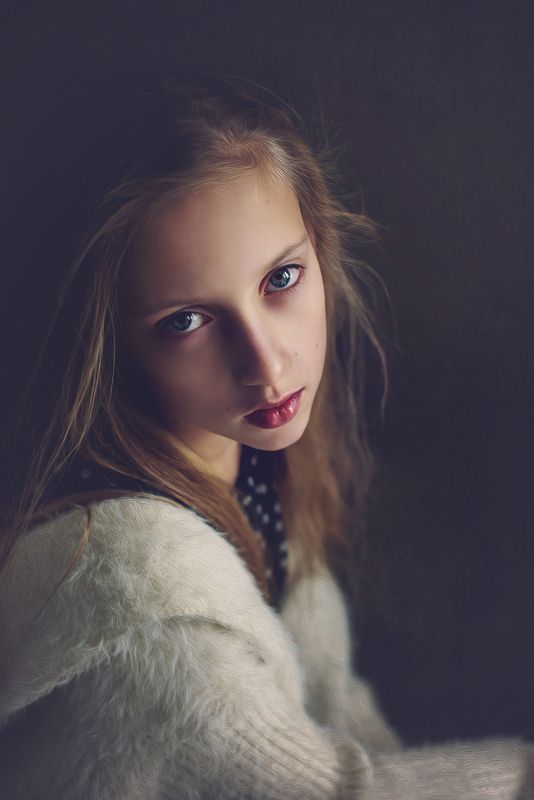 girl, portrait, eyes, look, photo preview