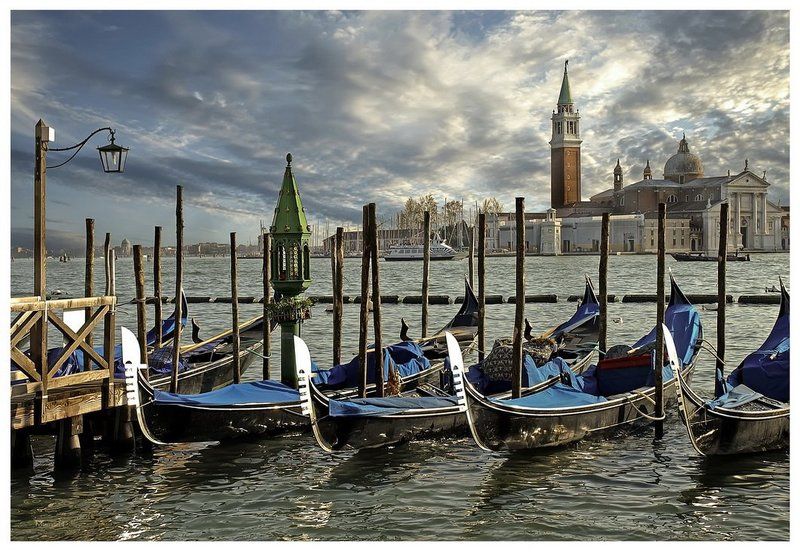 венеция,гондола,такси венецианские таксиphoto preview