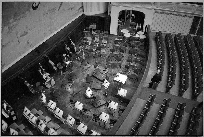 театр, зритель Первый зрительphoto preview