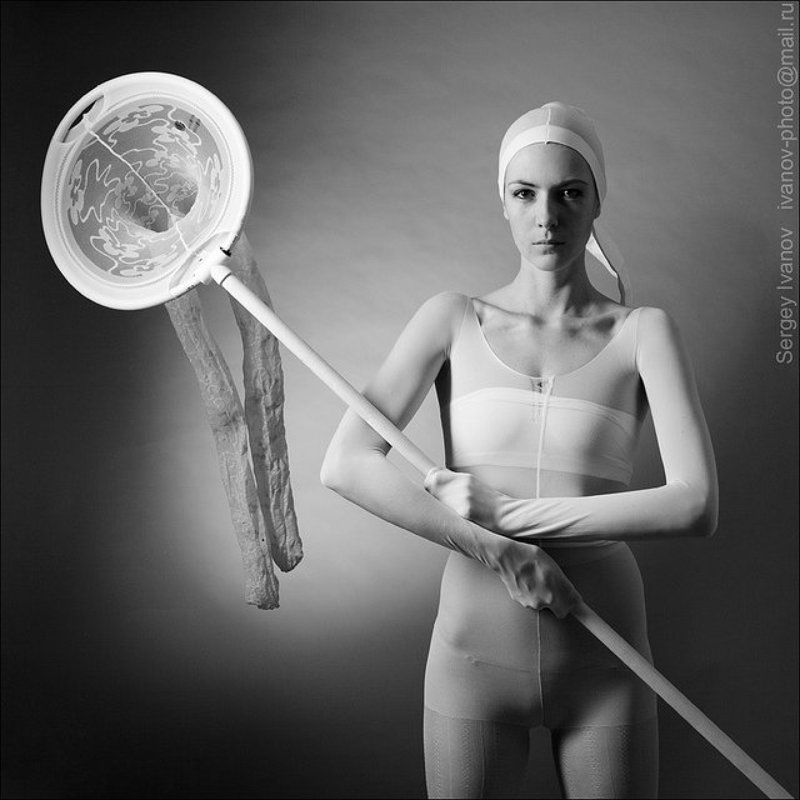 Извини, я должна уйти...photo preview