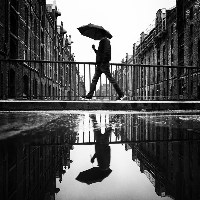 umbrella, rain, water, puddle, hamburg, germany Streets of Hamburgphoto preview