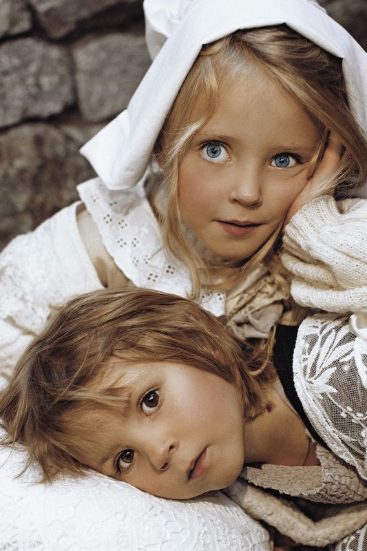 Амелия и Аделинаphoto preview