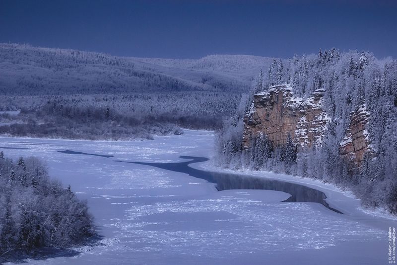 ночь, зима, лунный свет, река, вишера, скала, камень говорливый, пермский край Камень Говорливый фото превью
