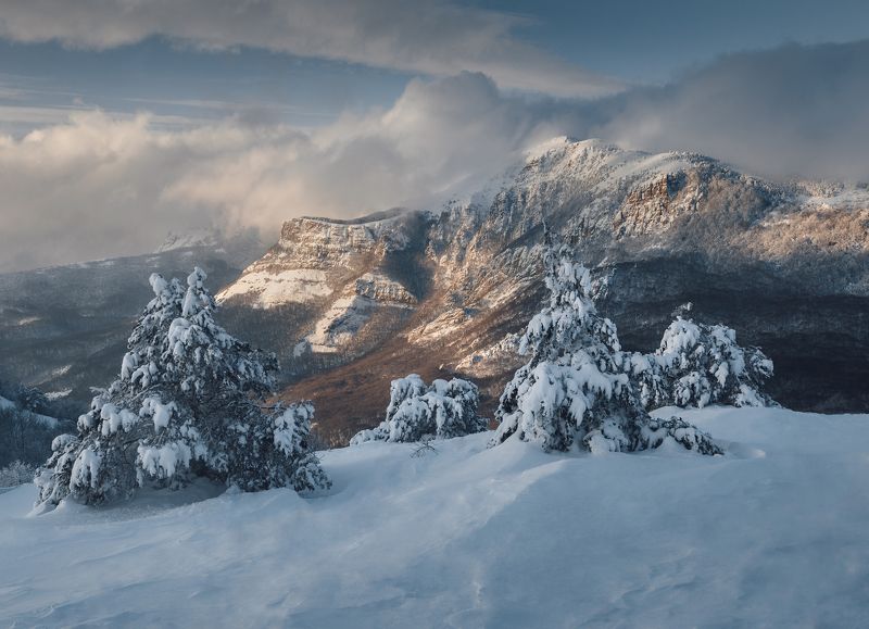 крым, демерджи, южная демерджи, северная демерджи, долина привидений, зима Снежная Демерджиphoto preview