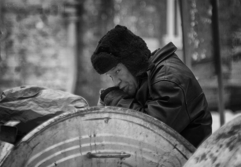 мужчина,жанр,улица Особый взгляд ...photo preview