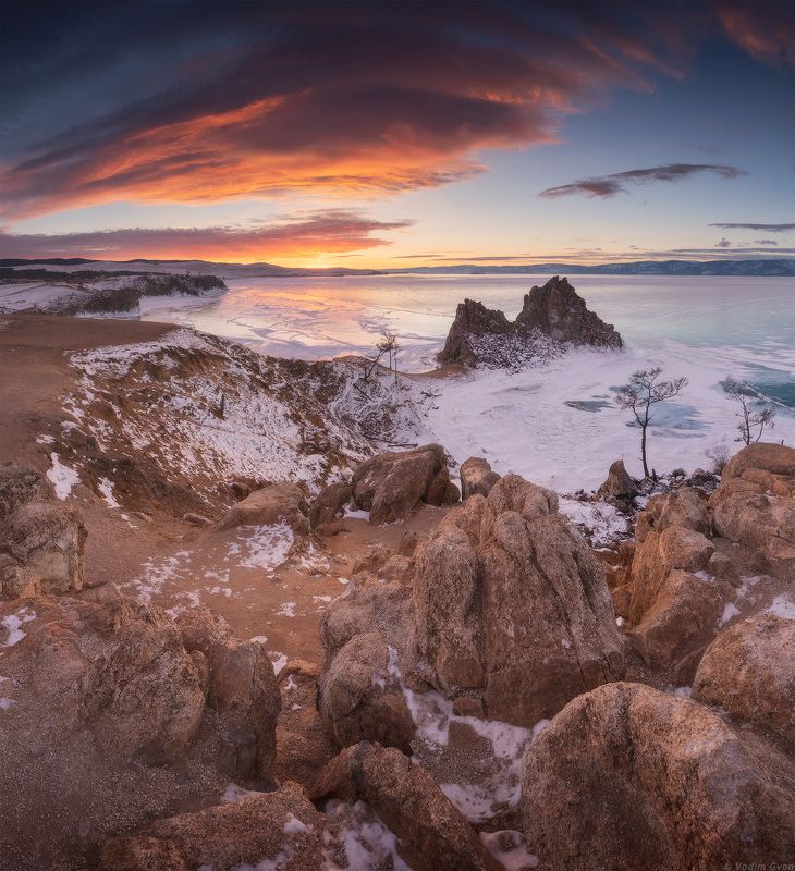 байкал, ольхон, шаманка, бурхан Закат на Шаманкеphoto preview