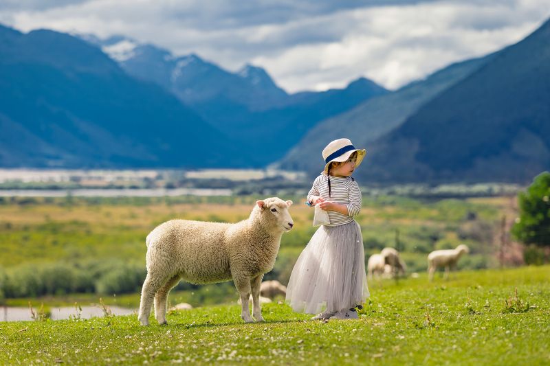 mum is calling us!photo preview