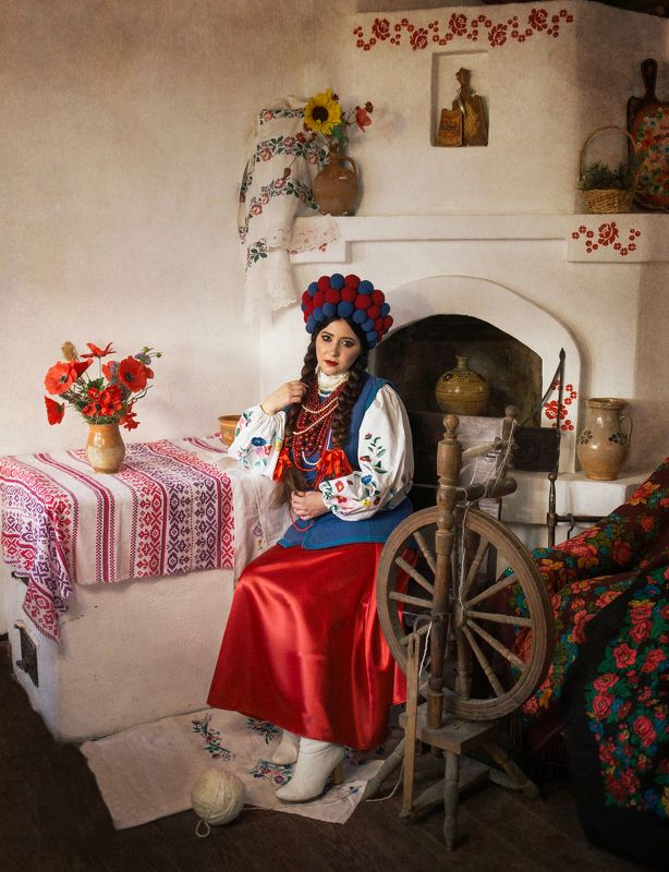 украинка, українка, национальныйкостюм, девушка Україночкаphoto preview