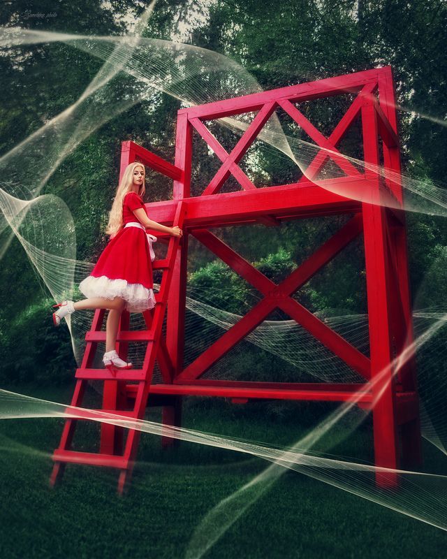 девушка, портрет, красный, зеленый, белый, фэнтази, сказка, реквизит, girl, portrait, red, green, white, fantasy, fairy tale photo preview