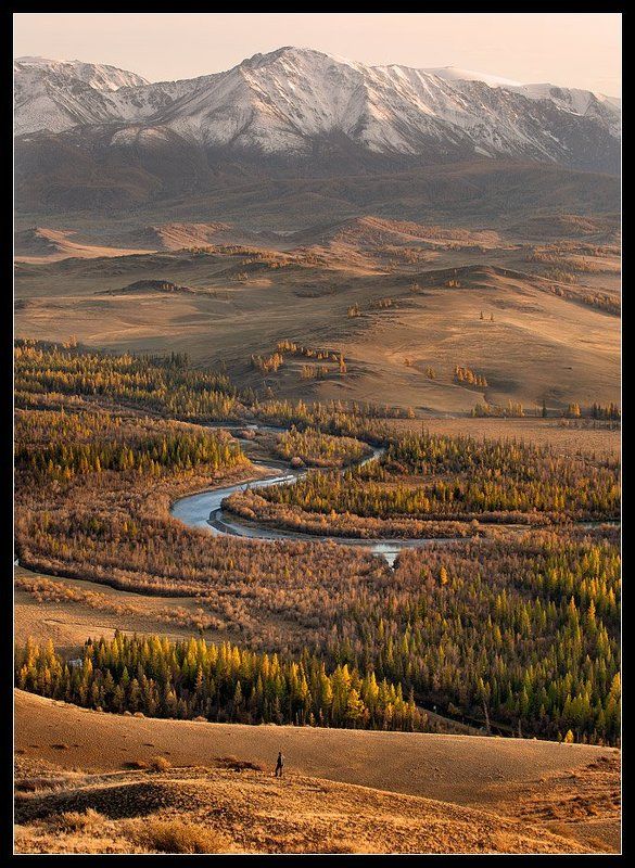 алтай, северо-чуйский хребет, горы, осень, курайская степь. У стен Чуйского Хребта.photo preview