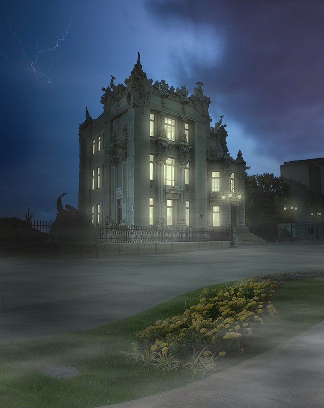 Дом с химерамиphoto preview